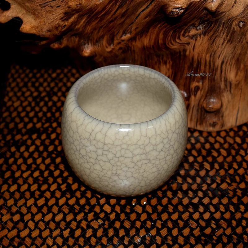 传世哥窑羽墨梅花纹鼓杯龙泉青瓷纯手工厚釉包浆玉镯釉仿古复古瓷.jpg_